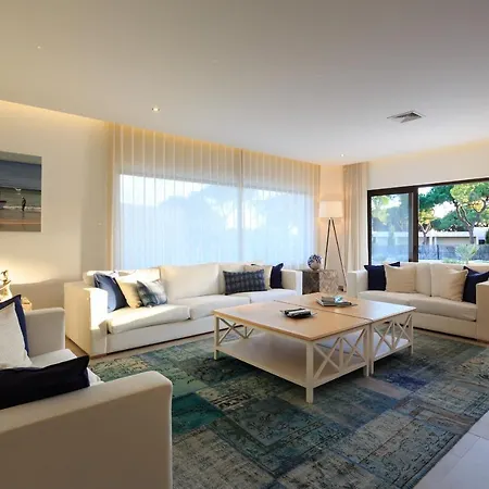 Pinhal Velho With Pool By Homing Vilamoura