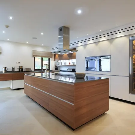 Pinhal Velho With Pool By Homing Villa Vilamoura